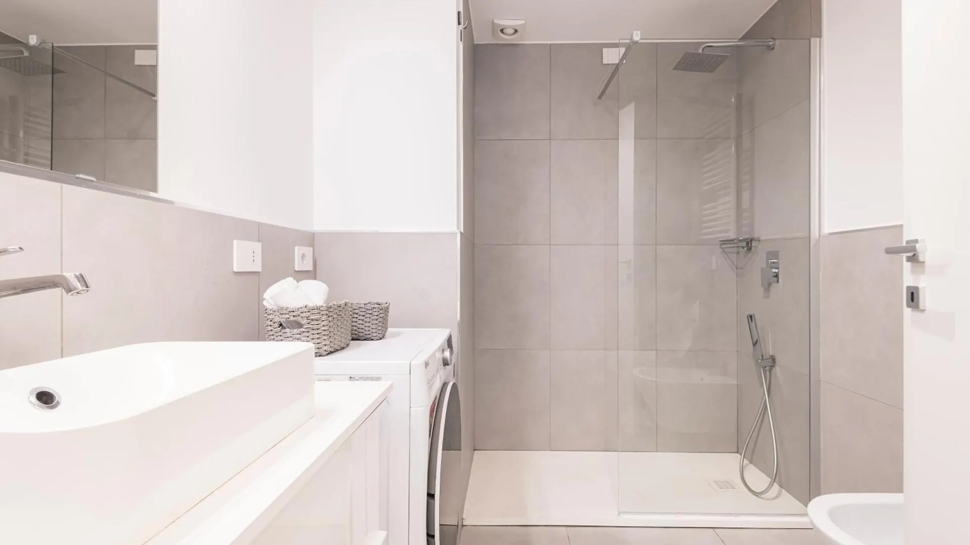 New Apartment In Cinque Giornate By Easylife Milan 0*,