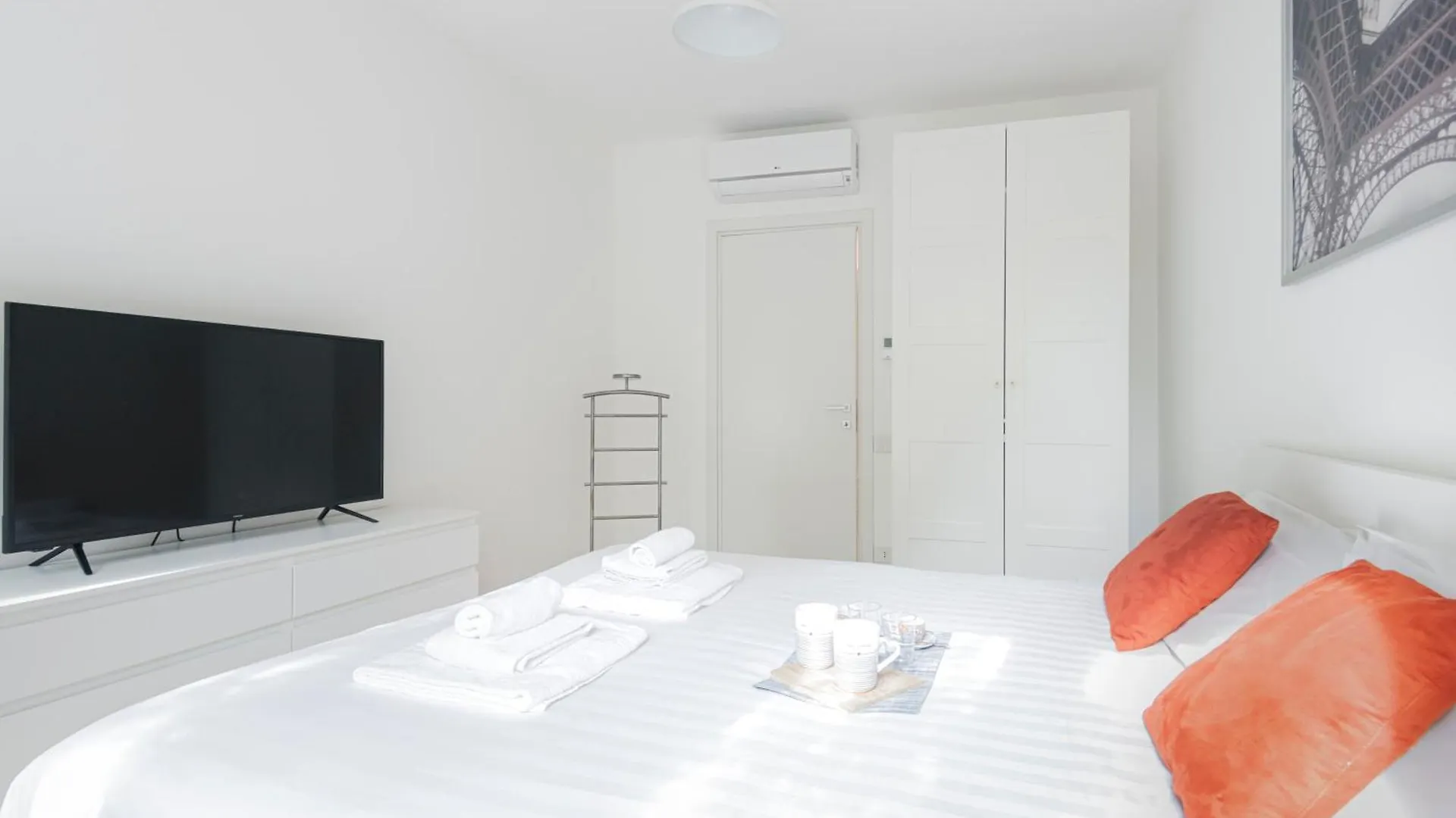 New Apartment In Cinque Giornate By Easylife Milan 0*,  Italy