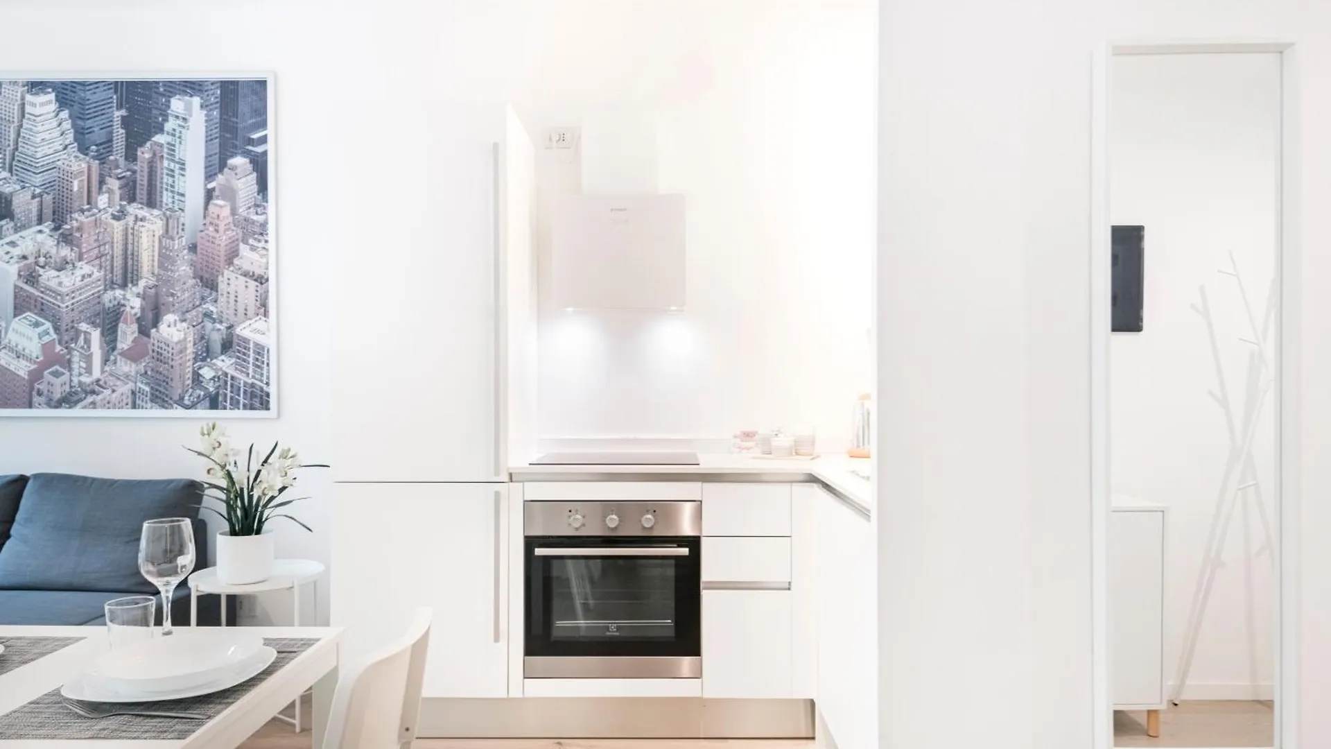 New Apartment In Cinque Giornate By Easylife Milan